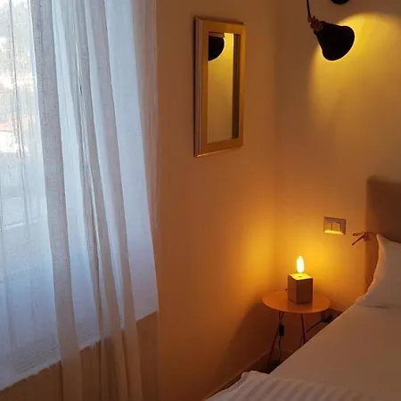 Bellagio Holiday Home דירה בלאג'יו