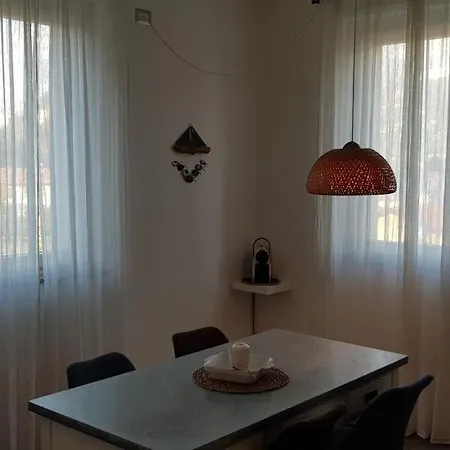 Bellagio Holiday Home דירה